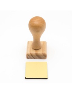Base de madera para sellos cuadrada 4*4*8cm